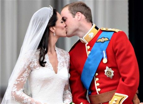 William and Kate kiss
